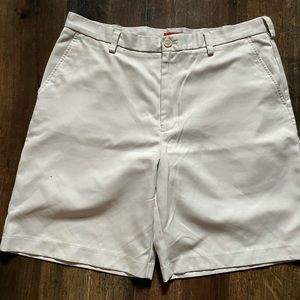 Men’s IZOD golf shorts